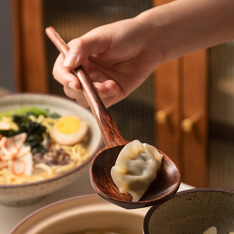Cuchara de madera con mango la - Home Cooking In Japanese reseña y precio